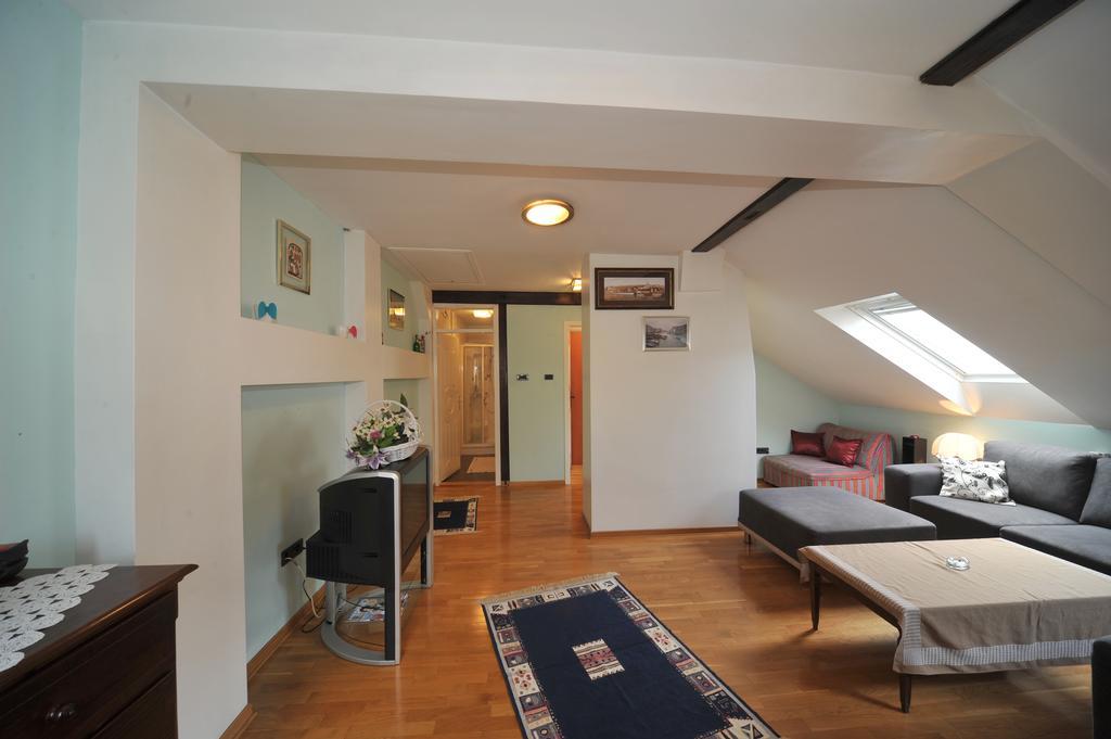 Apartment Resavska Βελιγράδι Δωμάτιο φωτογραφία
